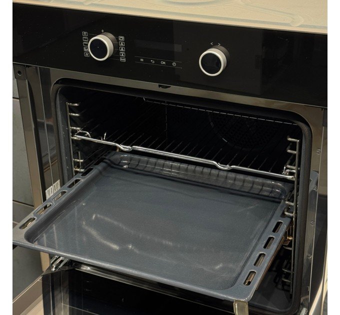 Духова шафа H 2467 BP CleanSteel