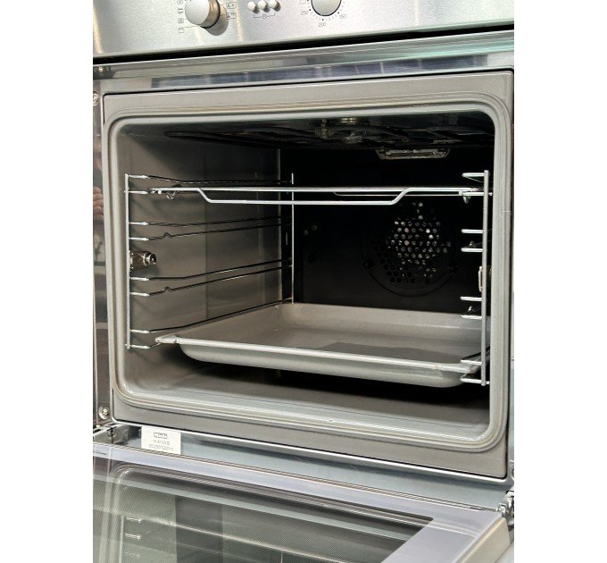 Духова шафа H 4110 B CleanSteel