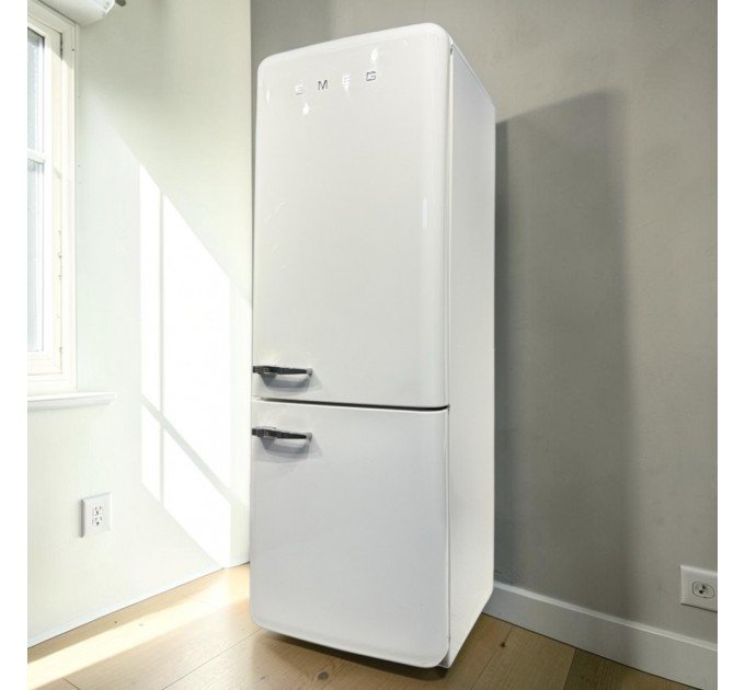 Холодильник SMEG FAB 38 RWH