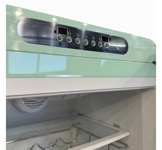 Двокамерний холодильник SMEG FAB 32 RVN1