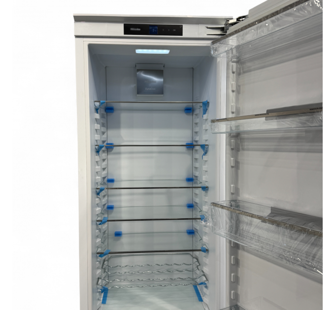 Вбудований холодильник K 7743 E