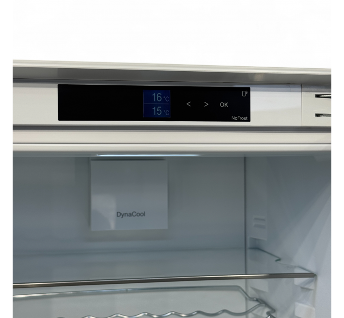 Вбудований холодильник KFN 7744 E