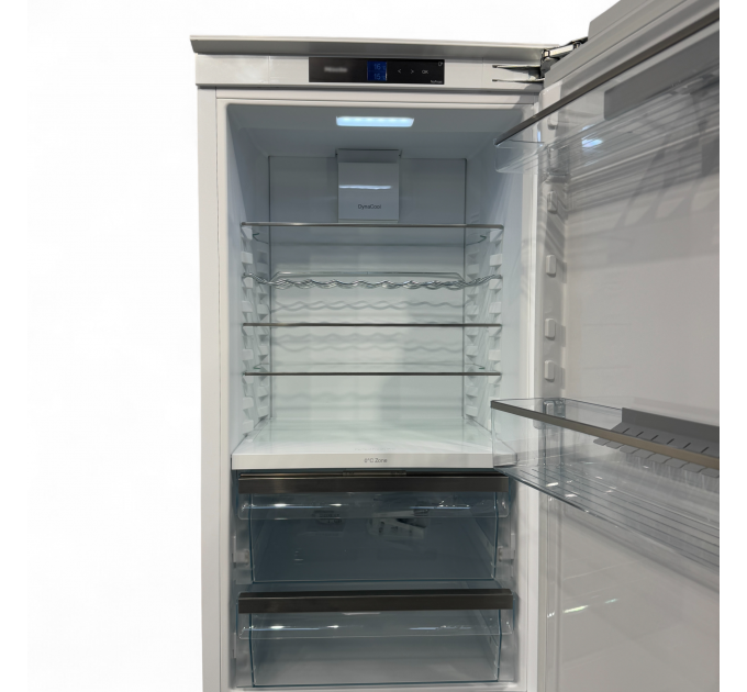 Вбудований холодильник KFN 7744 E