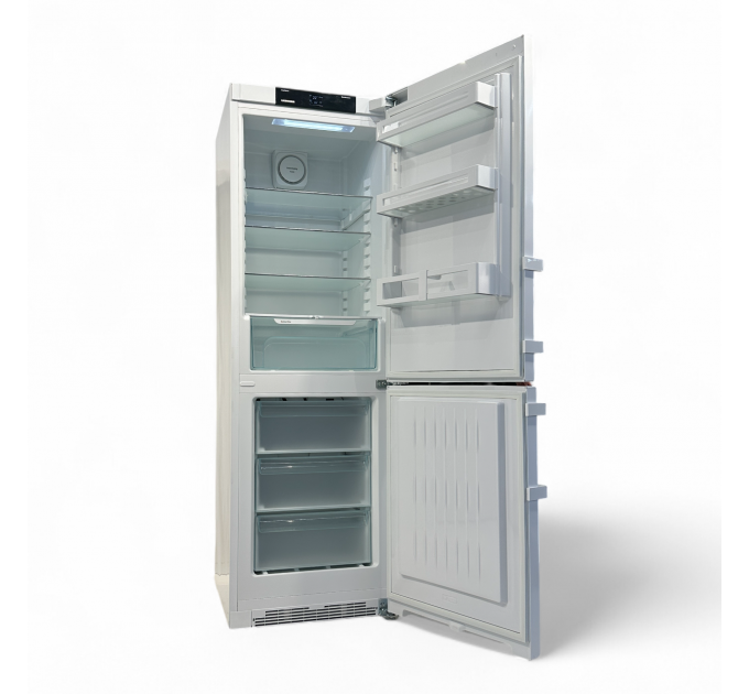 Холодильник Liebherr CN 4335