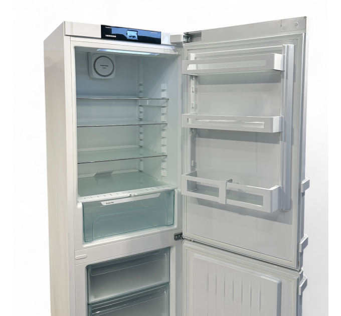 Холодильник Liebherr CN 4335