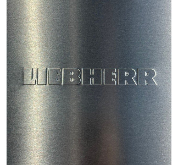 Холодильник LIEBHERR SKBes 4380