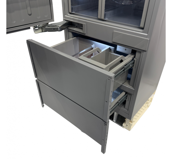 Вбудований холодильник Liebherr ECBN 7870