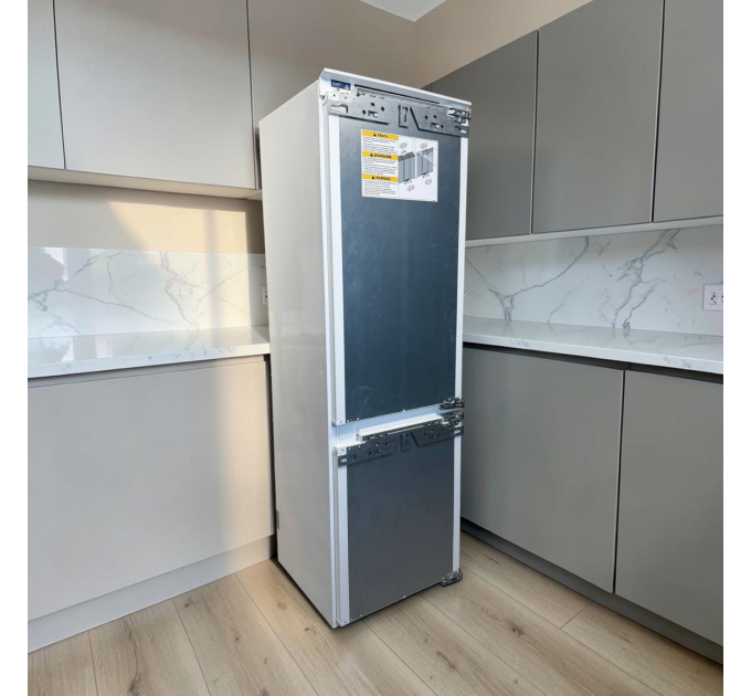 Вбудований холодильник Liebherr SICNdi 5153