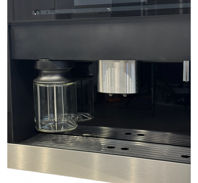 Кавомашина CVA 6800 CleanSteel