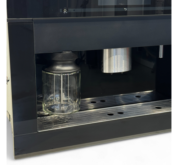 Кавомашина CVA 6805 