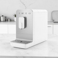 Кавомашина БУ SMEG BCC 01 WHMEU