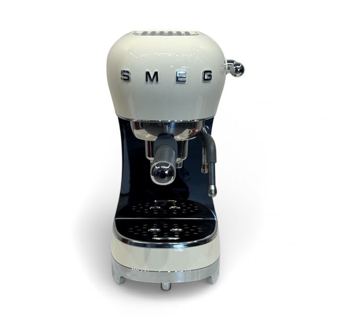 Кавомашина SMEG ECF 02 CREU