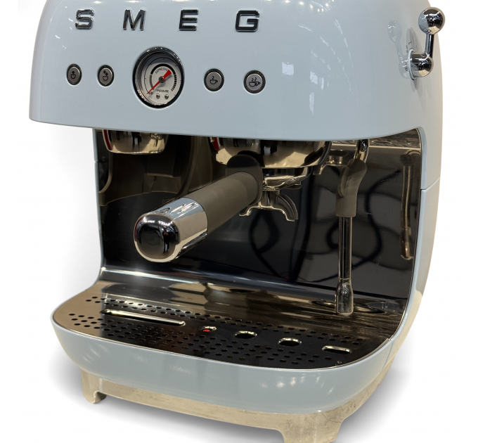 Кавомашина SMEG EGF 03 PBEU