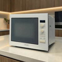 Мікрохвильова піч БУ M 6022 Diamond White