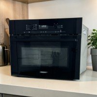 Мікрохвильова піч БУ M 6262 Obsidian Black