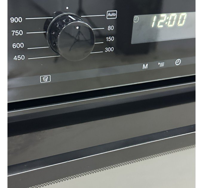 Мікрохвильова піч M 6262 Obsidian Black