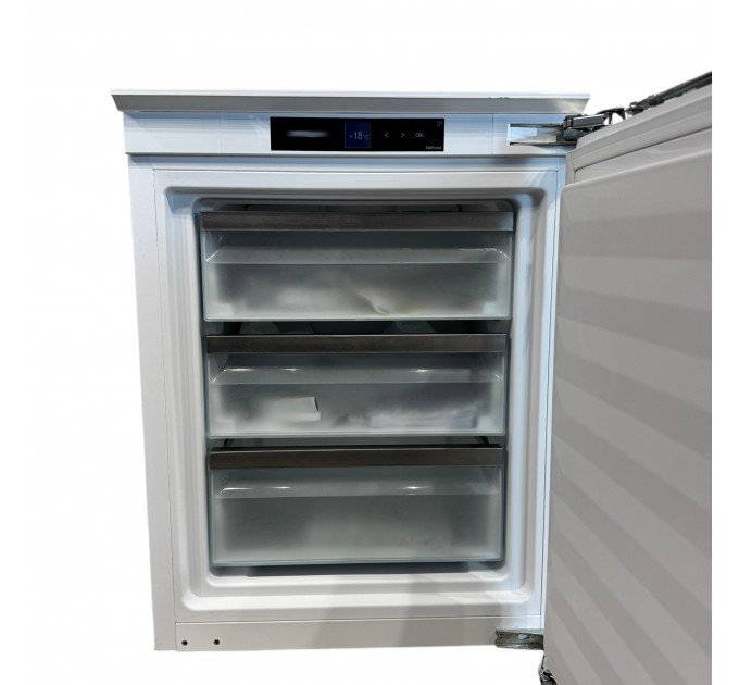 Вбудована морозильна камера FNS 7040 B