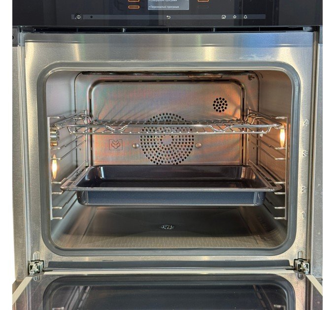 Комбінована парова шафа з духовою DGC 6660