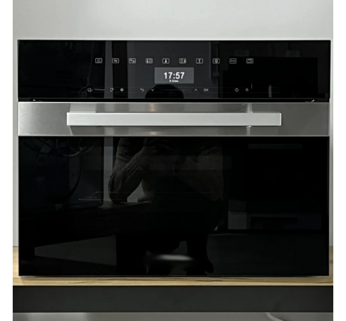 Комбінована парова шафа з функцією НВЧ DGM 7440 CleanSteel