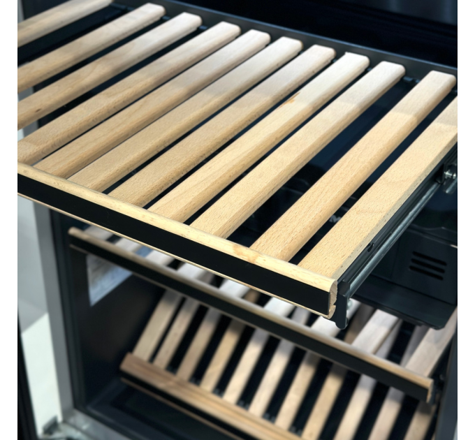 Винна шафа під забудову KWT 6422 iG Graphite Grey