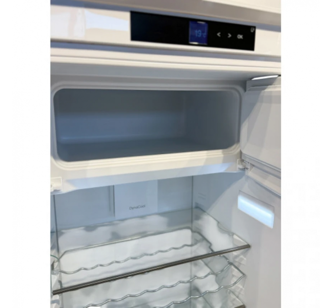 Вбудований холодильник K 7444 D