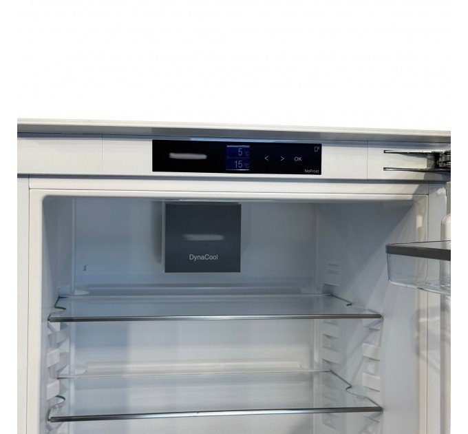 Вбудований холодильник KFN 7734 D
