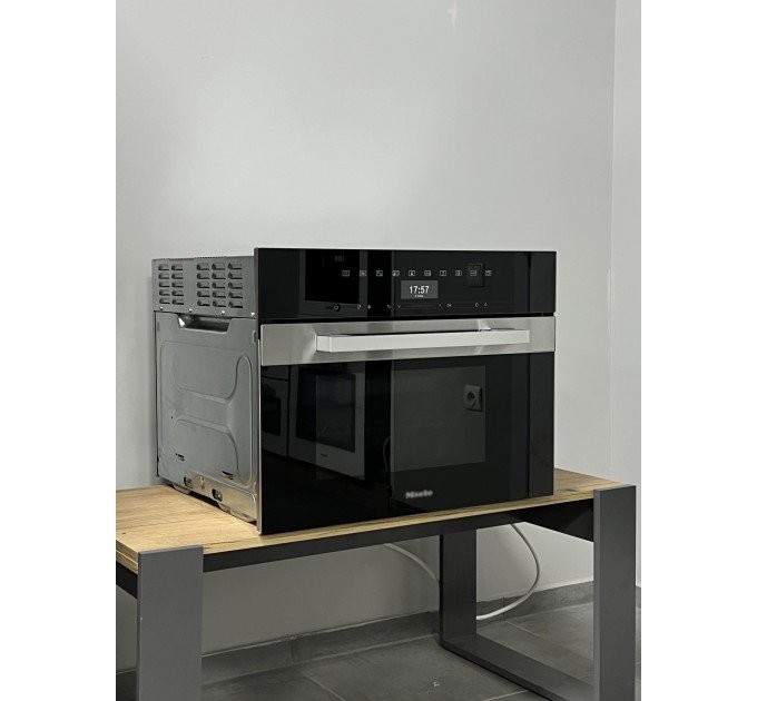 Комбінована парова шафа з функцією НВЧ DGM 7440 CleanSteel