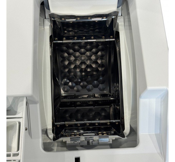 Пральна машина WW 690 WPM