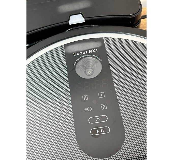 Робот пилосос Scout RX1