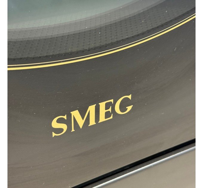 Варильний центр Smeg CO68CMA8