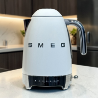 Чайник SMEG KLF04WHEU (Білий) БУ