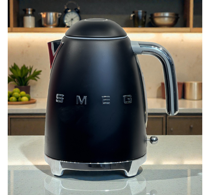 Чайник SMEG KLF03BLMEU (Чорний матовий) БУ